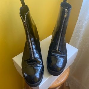 Black boots 🔥🔥🔥🔥